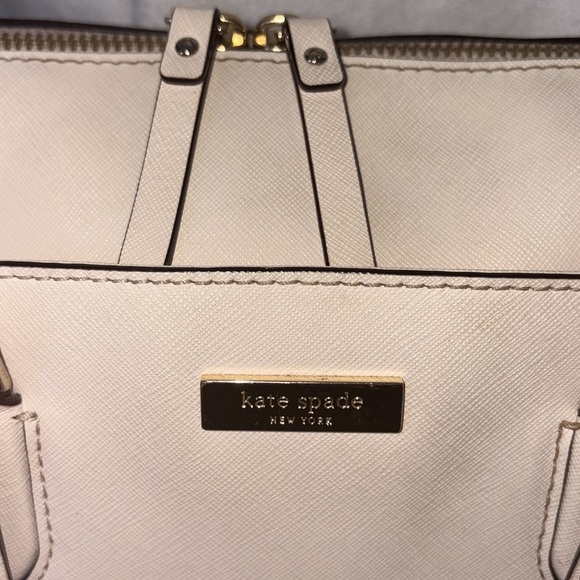 Kate Spade  Pink Satchel Crossbody bag  Saffiano leather  light pink Silvertone - Picture 4 of 17